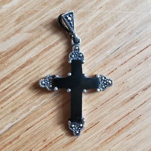 Silver cross pendant